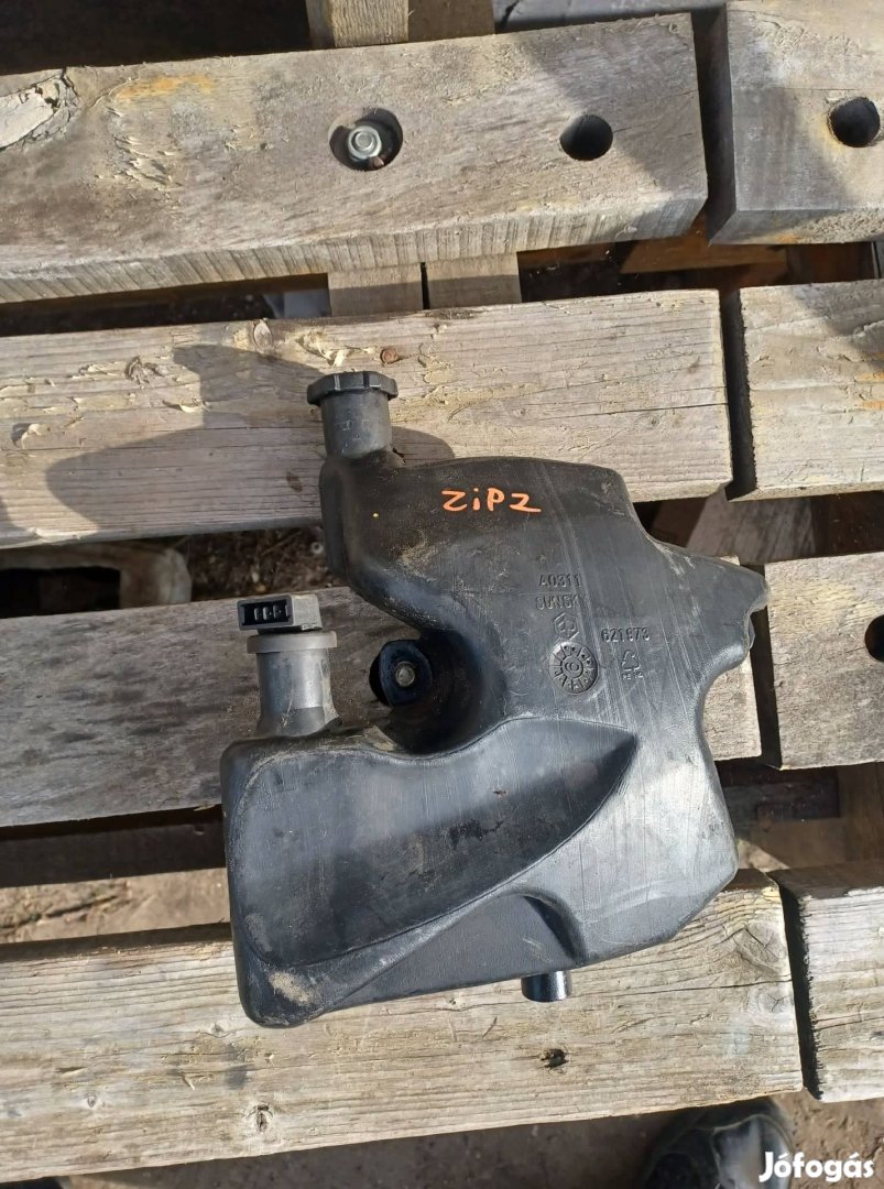 Piaggio Zip 2 Olaj tartály