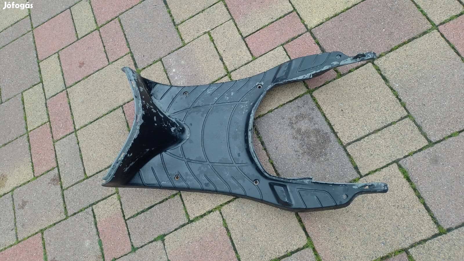 Piaggio Zip 2 taposó