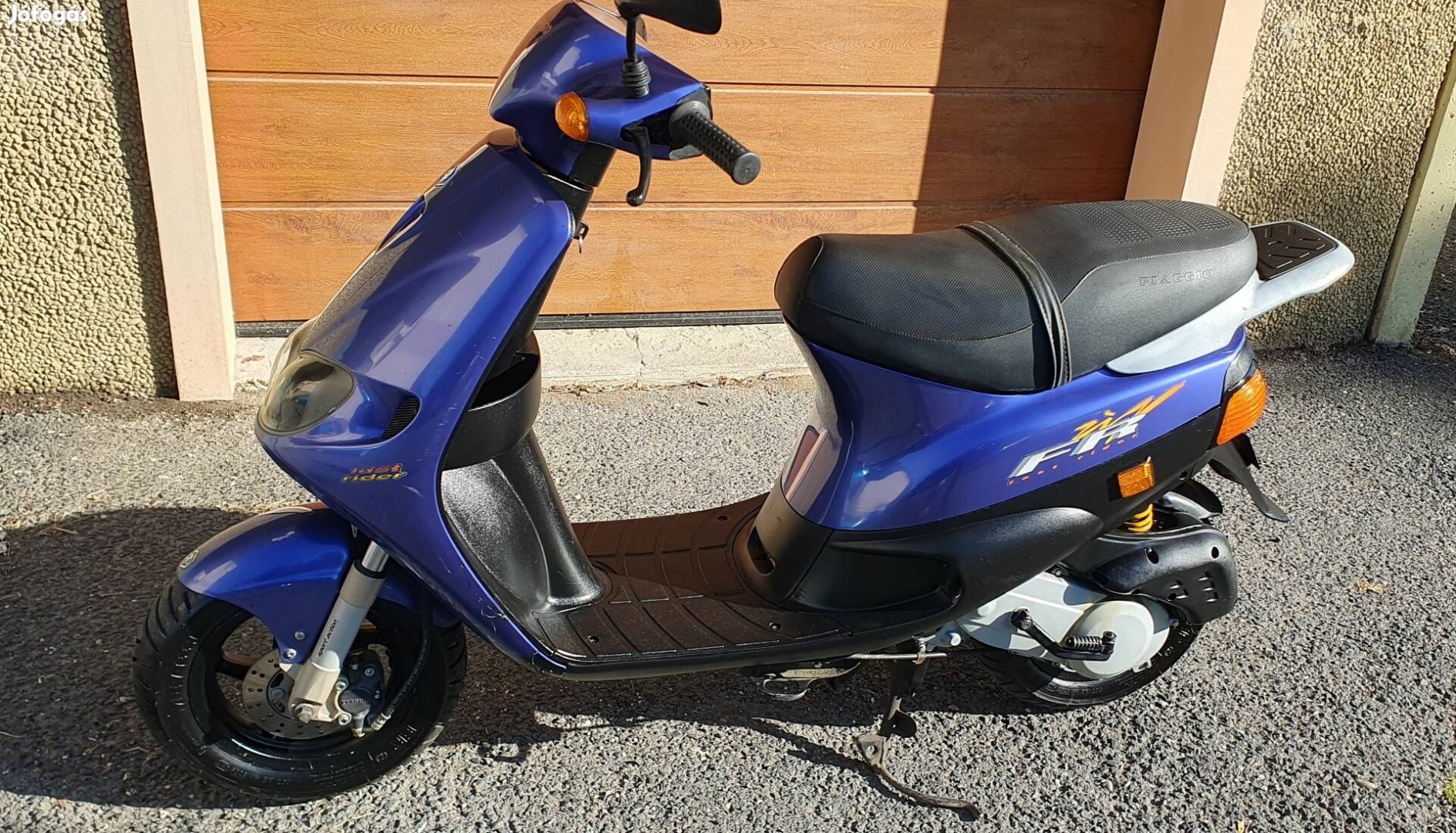 Piaggio Zip 50 FR Fast Rider robogó