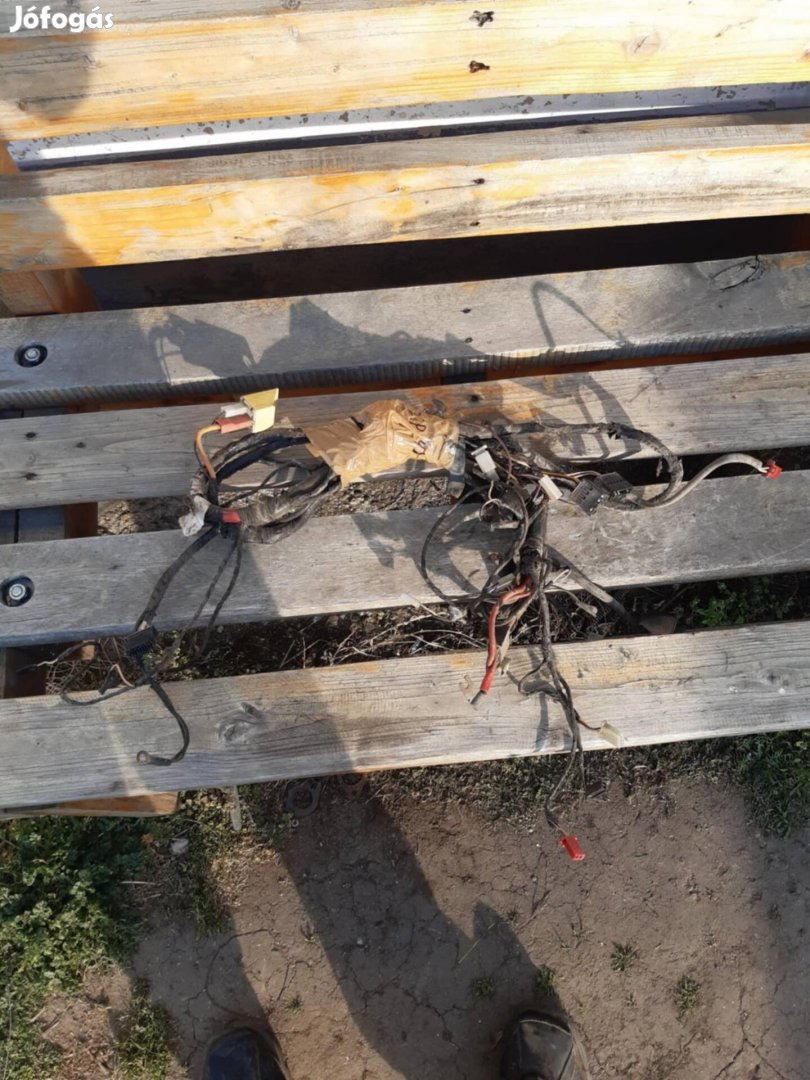 Piaggio Zip kábelköteg 4 ütemű 