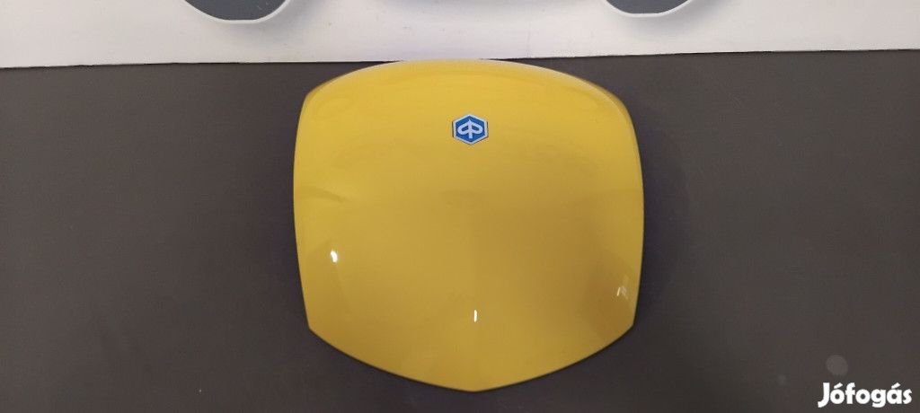 Piaggio doboztető idom, sárga