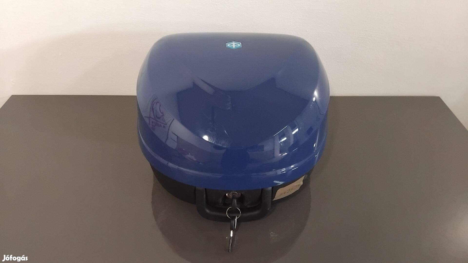 Piaggio gyári doboz