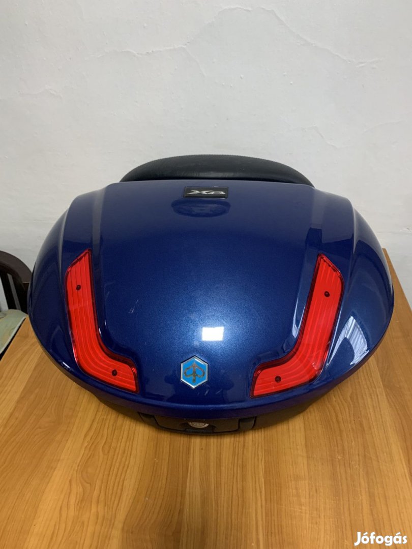 Piaggio gyári doboz