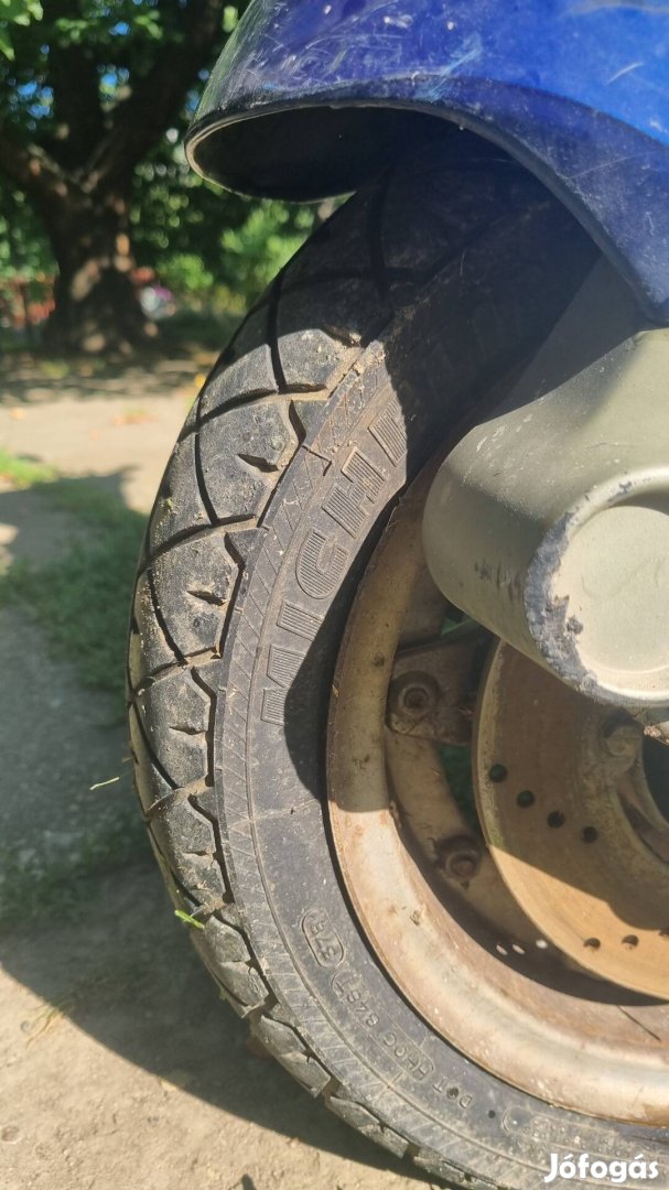 Piaggio quartz 50 bontódik!