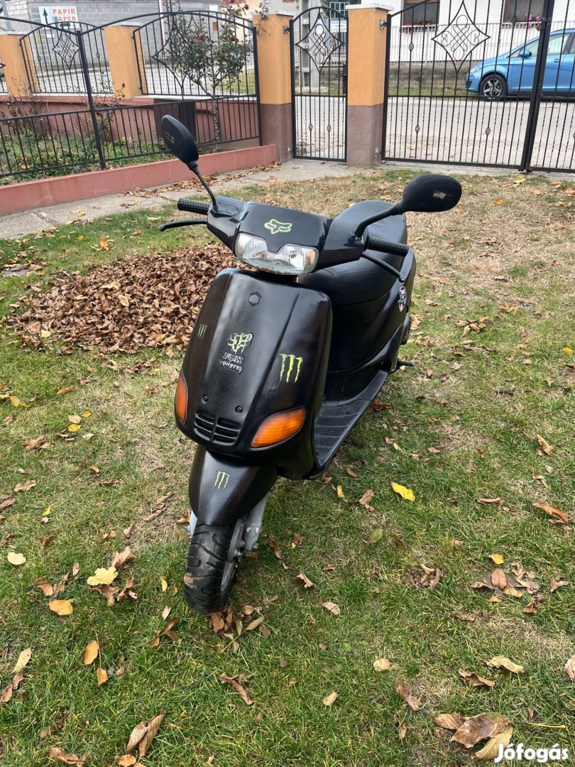 Piaggio tipp elado