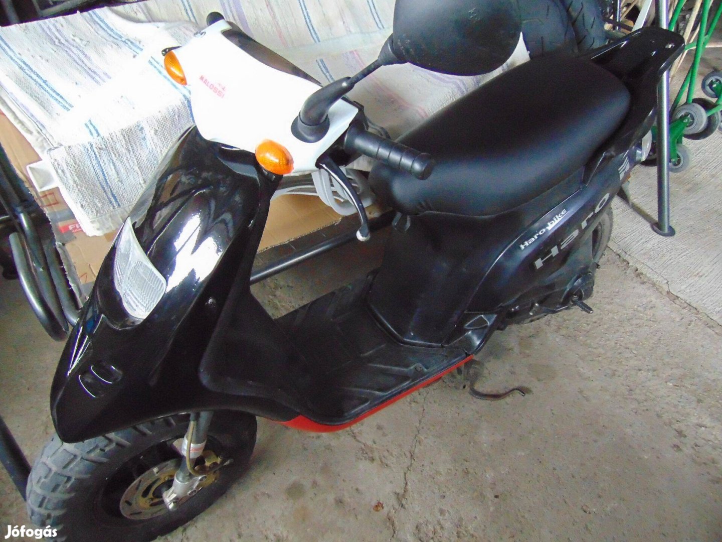 Piaggio typhoon alkatrésznek egyben