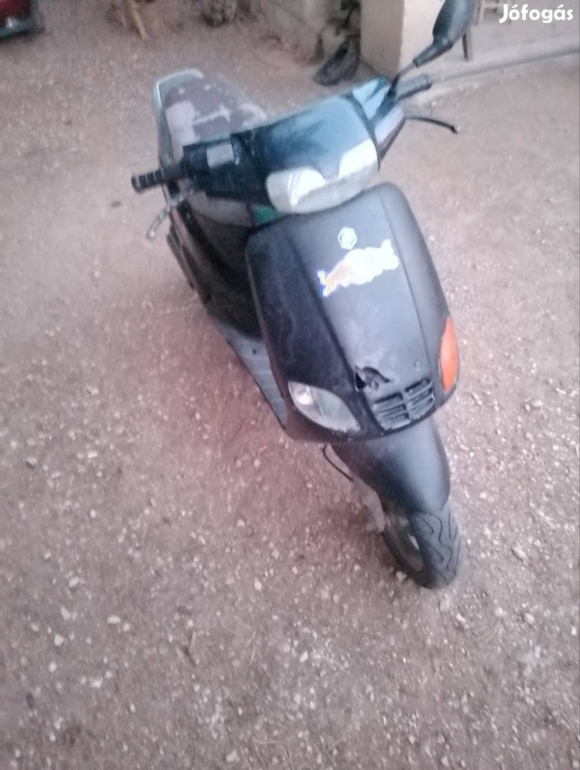 Piaggio zip alkatrészek alkatrész bontás 