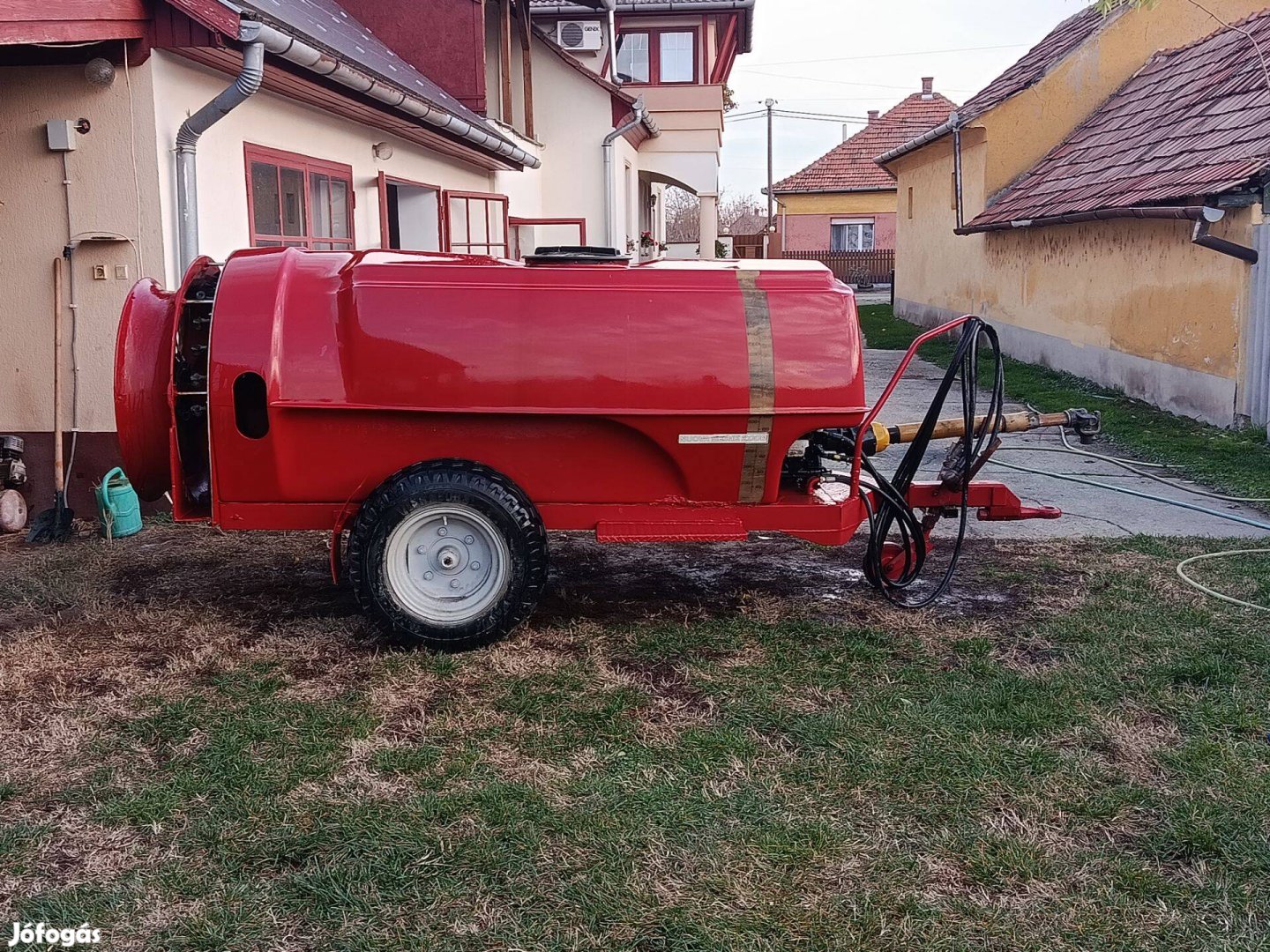 Piave ültetvényes permetezőgép eladó