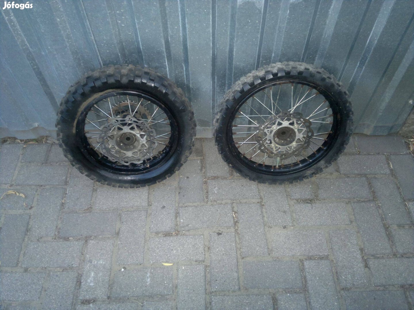 Pibike 12-14-es kerekek lánckerékel,féktárcsával