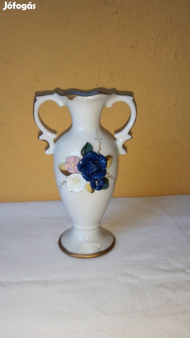 Pici porcelán váza 11.5cm