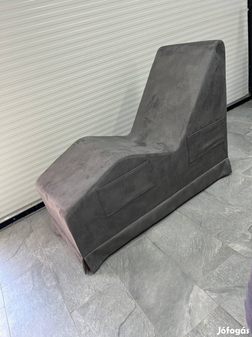 Pihenő,napozó ágy