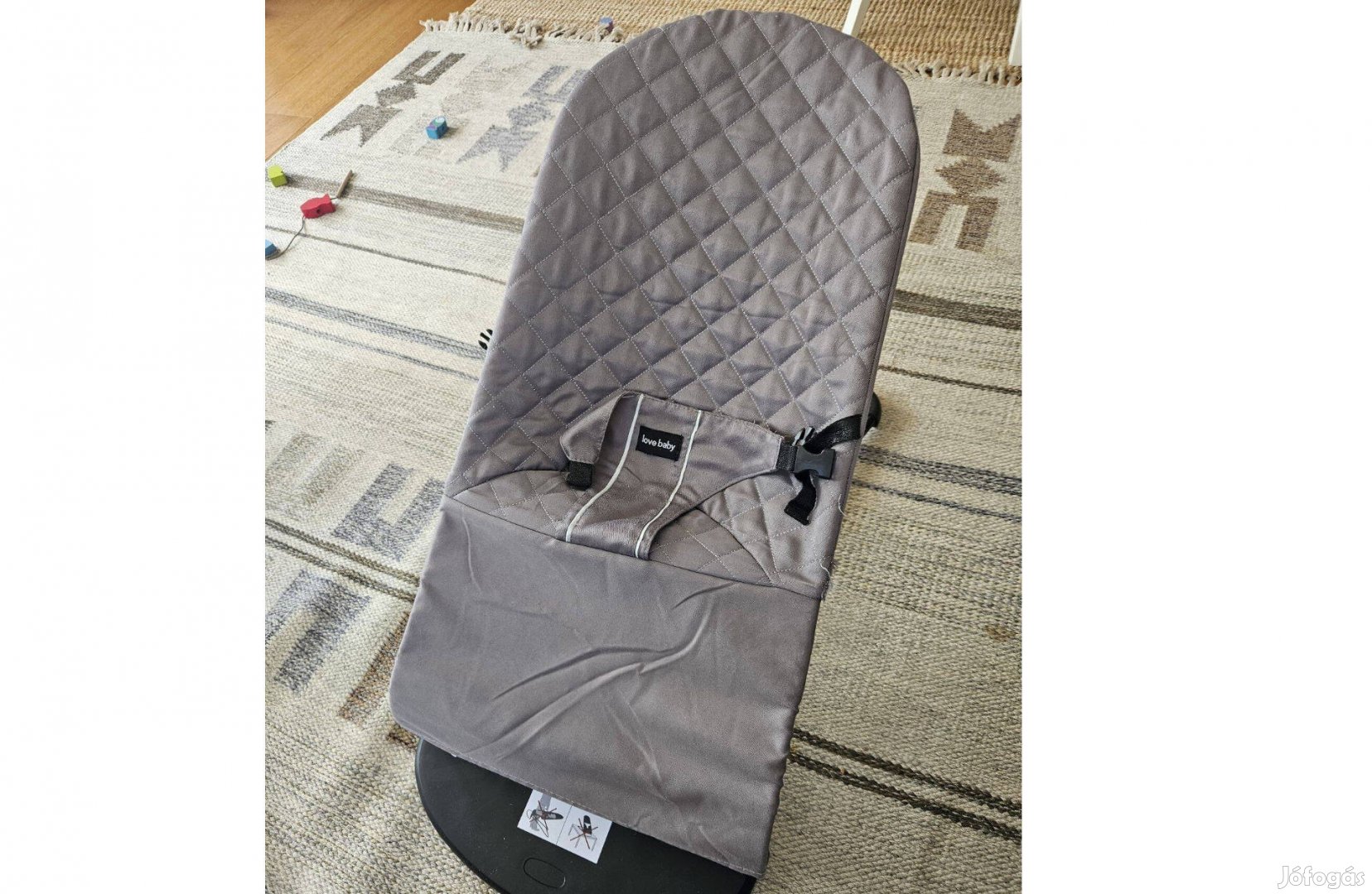 Pihenőszék - Baby Björn-szerű