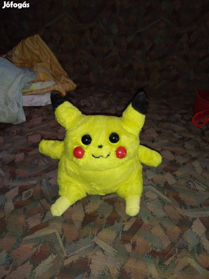 Pikachu plüss eladó