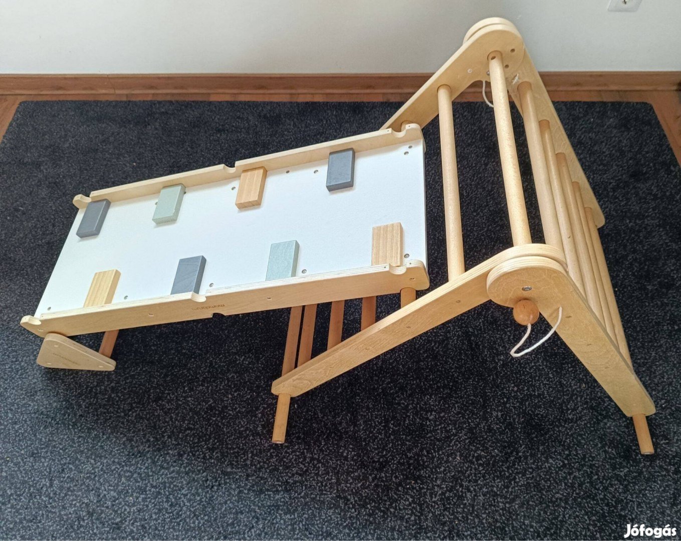 Pikler háromszög létrával