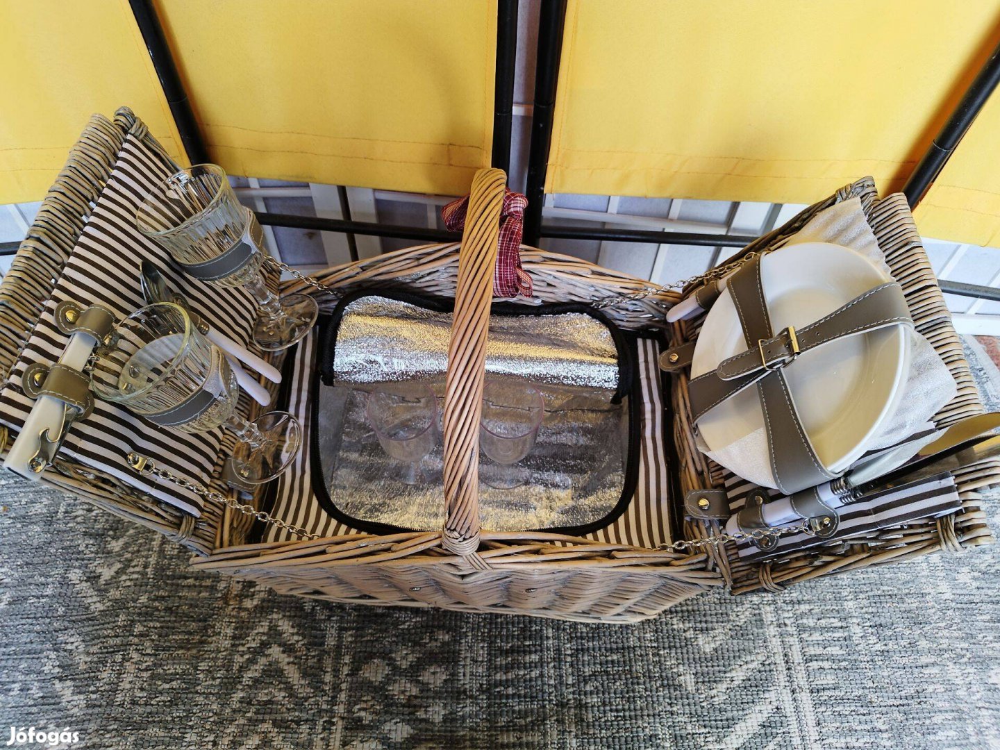 Piknik kosár szép állapotban