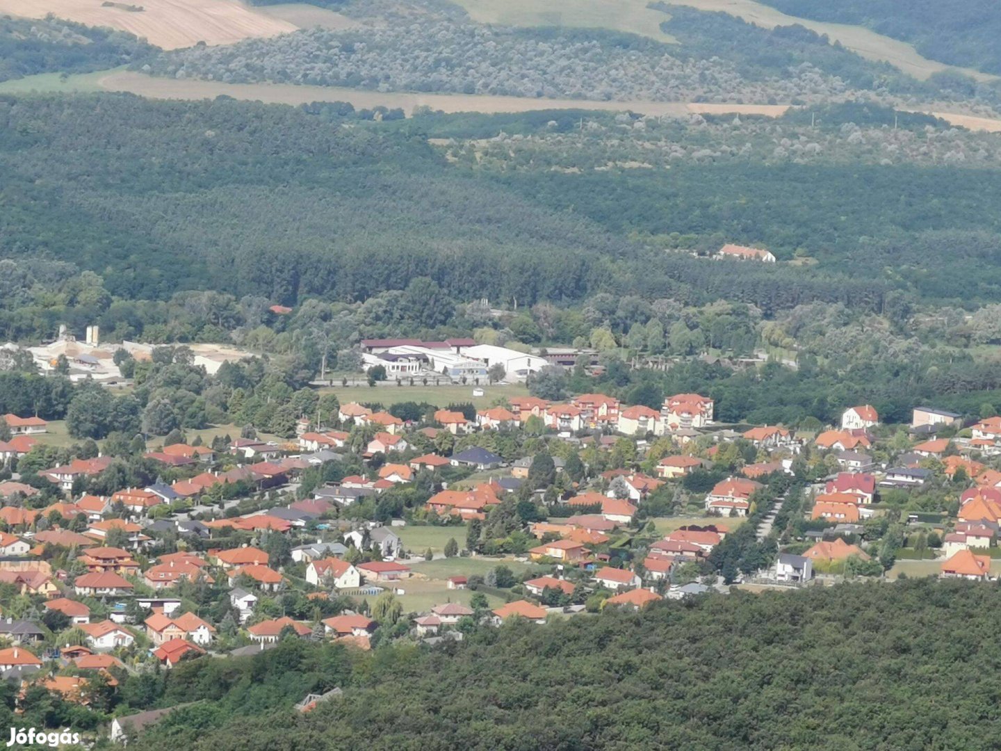 Piliscsabán panorámás kert befektetés