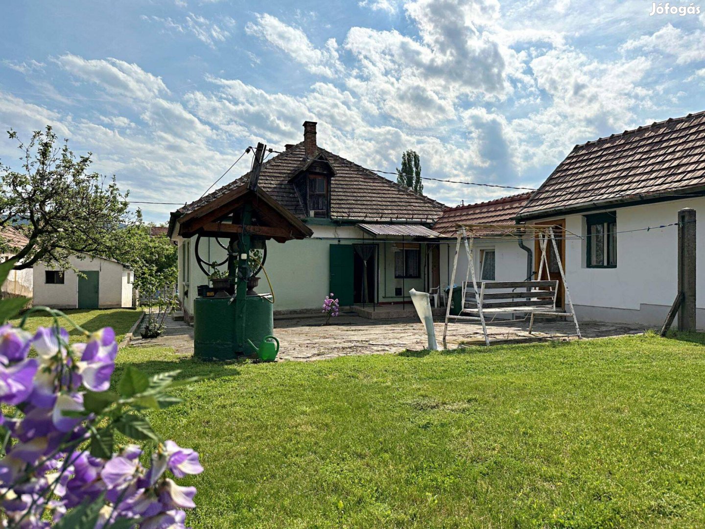 Pilisvörösvár központjában családi ház eladó