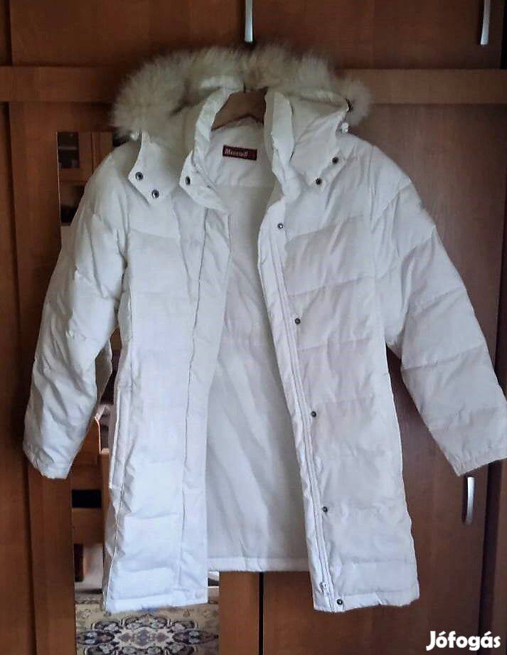 Pille könnyű, szőrmés kapucnis, pufis, kabát