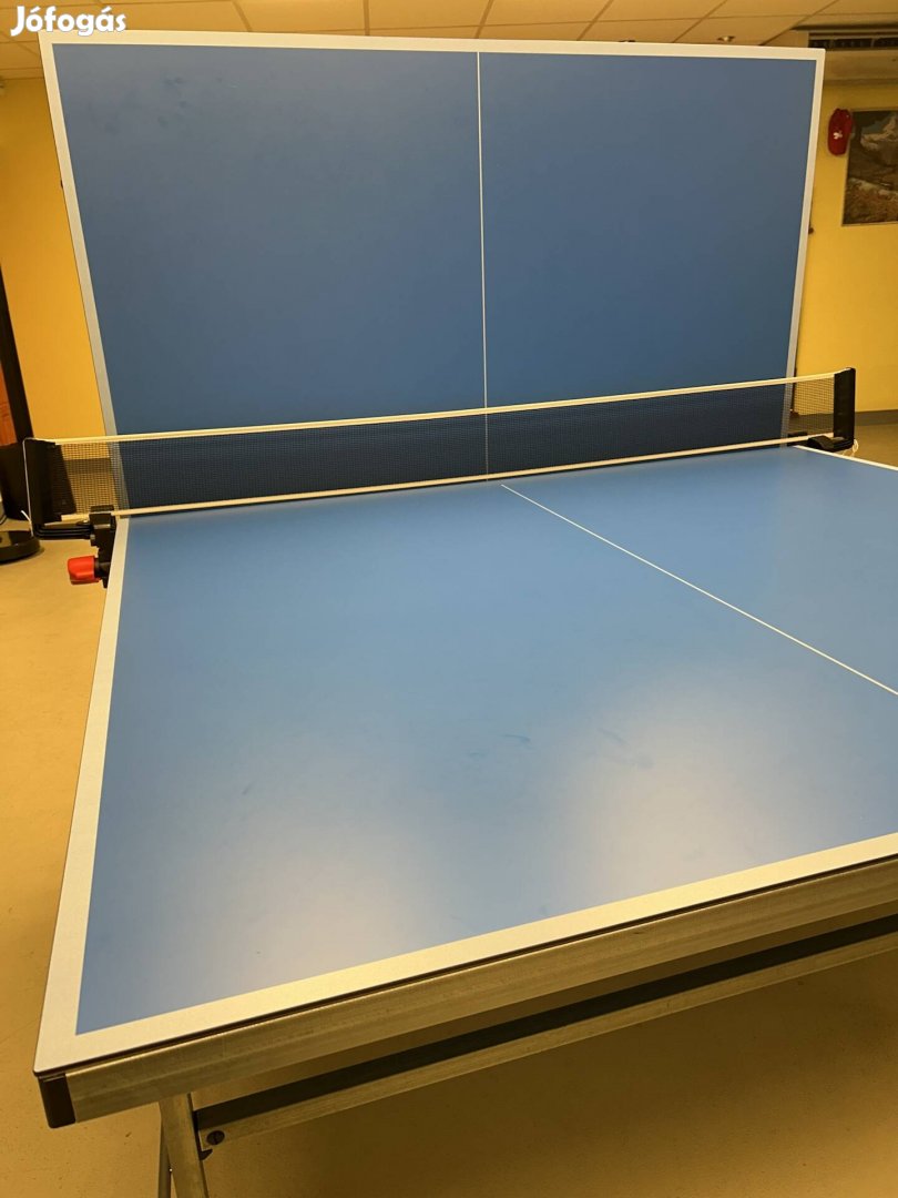 Ping pong asztal