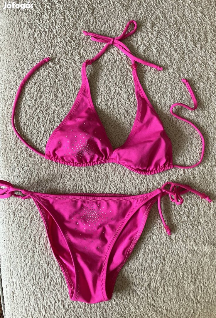 Pink bikini 