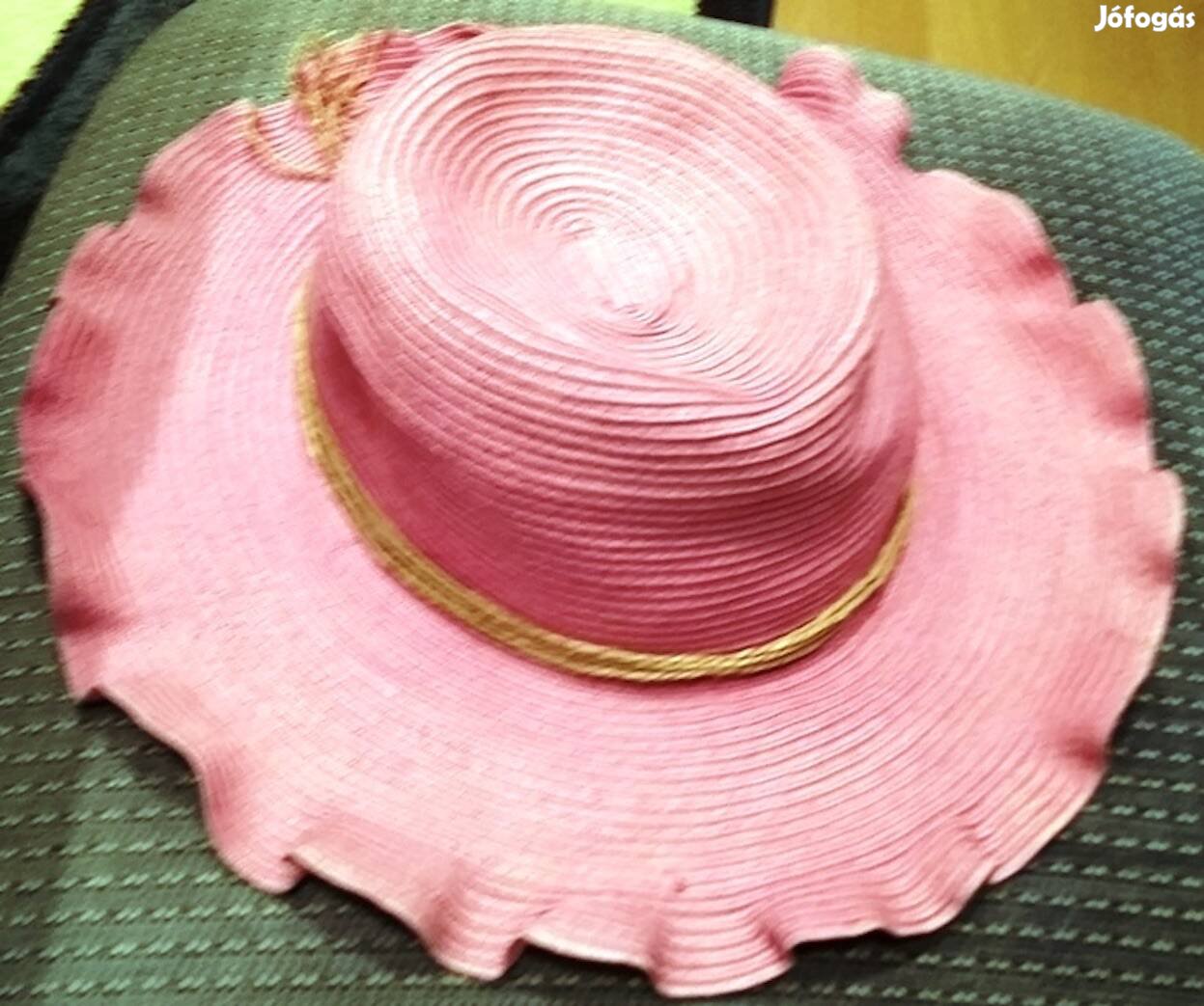 Pink fodros kalap