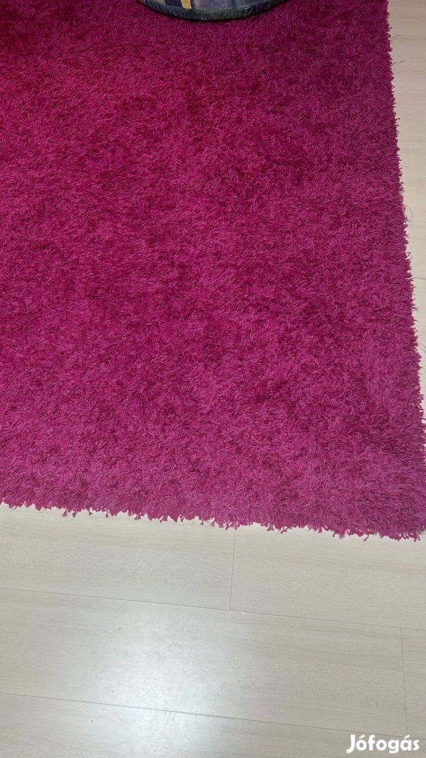 Pink színű szőnyeg
