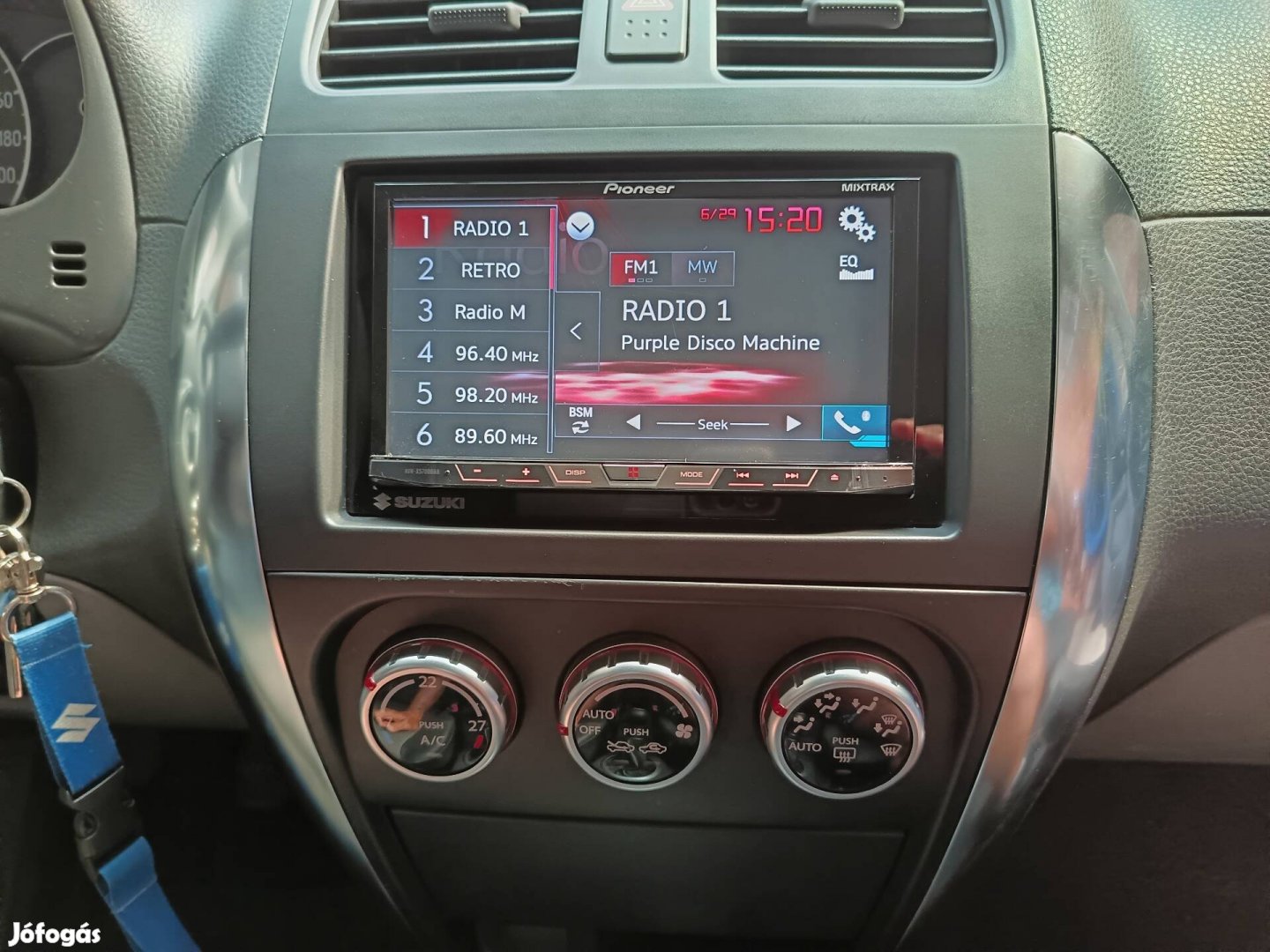 Pioneer AVH-5700 DAB múltimédia eladó. 