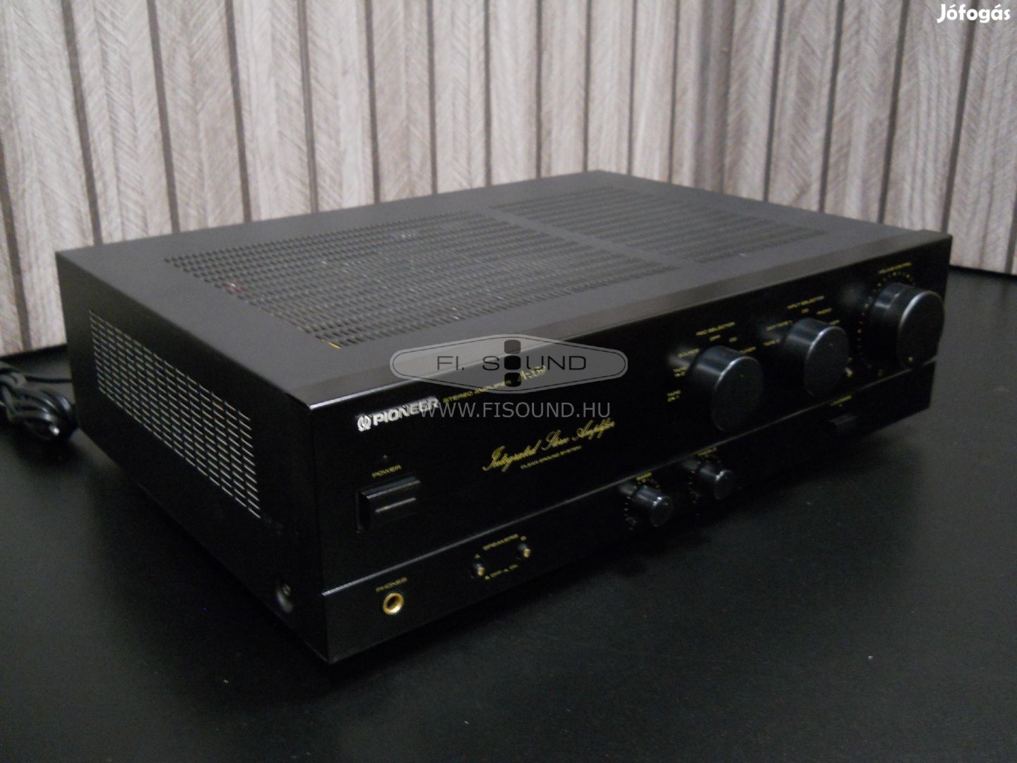Pioneer A-339 ,2x95W,4-32 ohm,4 hangfalas sztereo erősítő