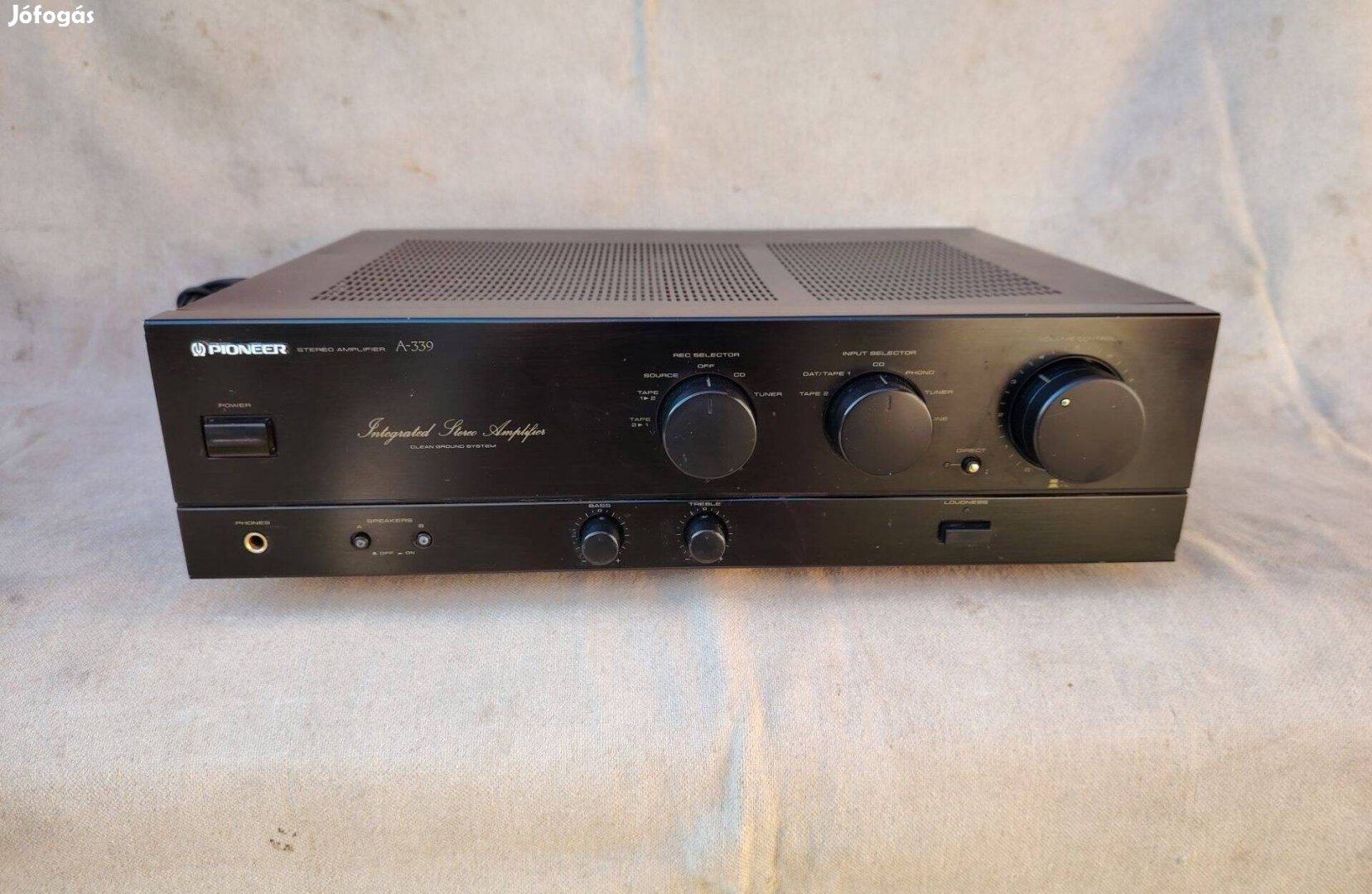 Pioneer A-339 nagyteljesítményű sztereó erősítő
