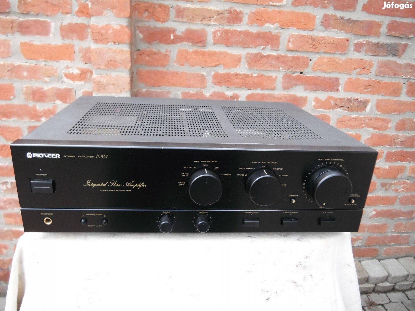 Pioneer A-447 erősítő 550W