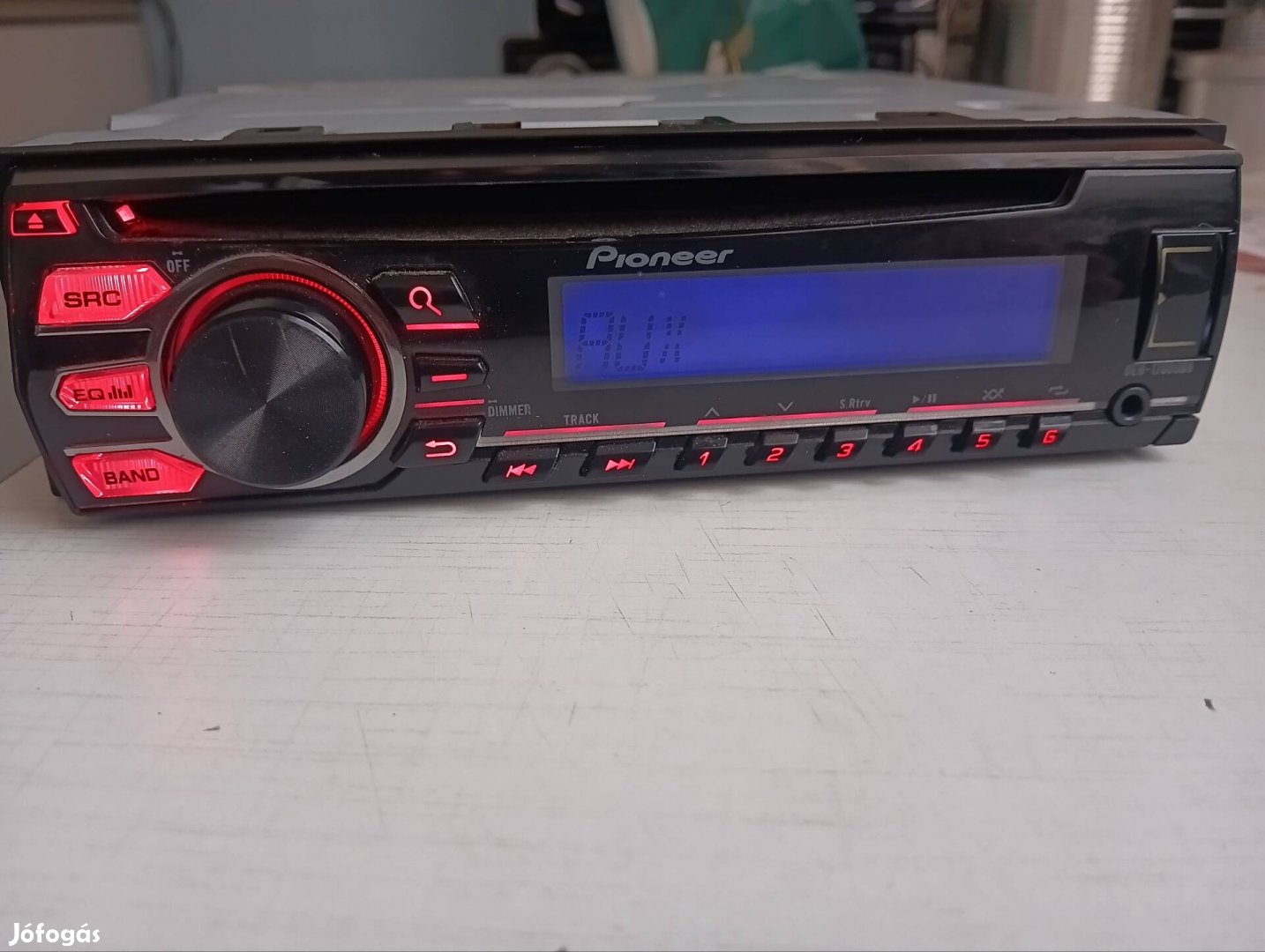 Pioneer Bluetooth autórádió, fejegység, USB, AUX 
