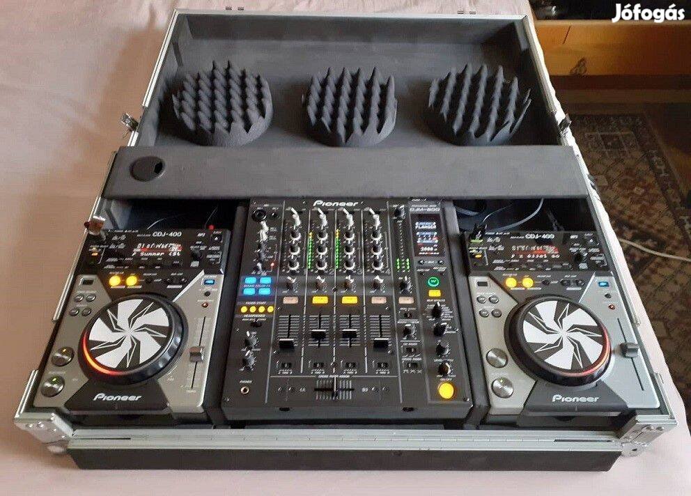 Pioneer Cdj 400. Djm 800, American Audio + rack. Cserélhető is