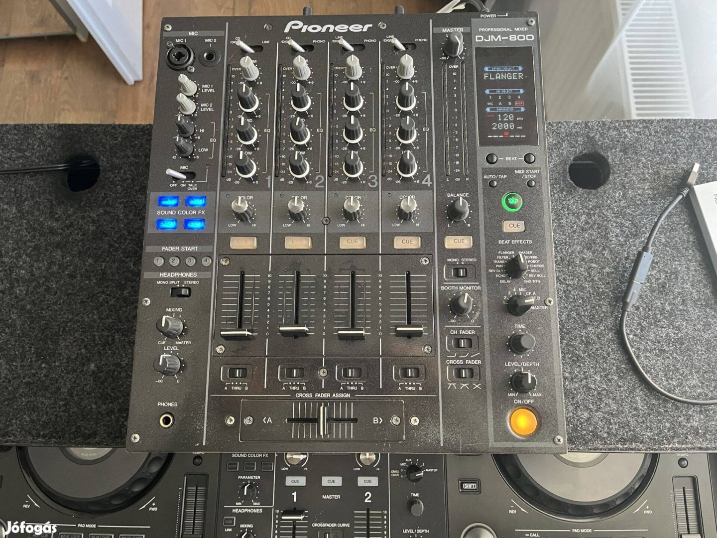 Pioneer DJ DJM-800 Keverő