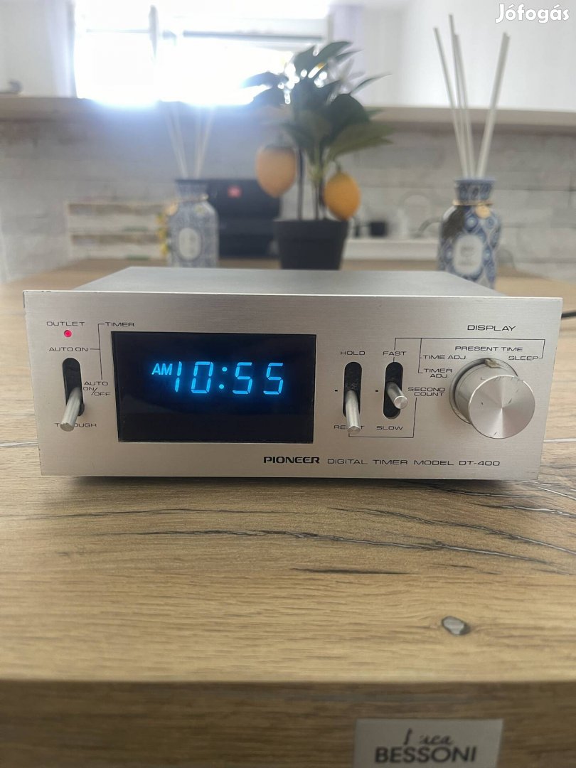 Pioneer DT 400 digitálisóra