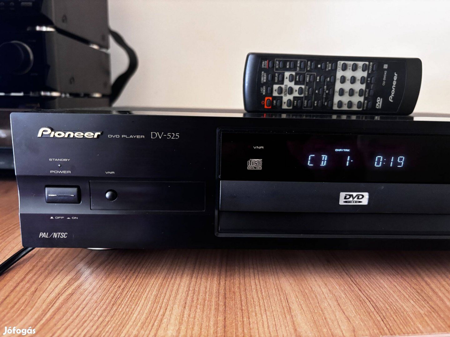 Pioneer DV-525 DVD Player gyári távval