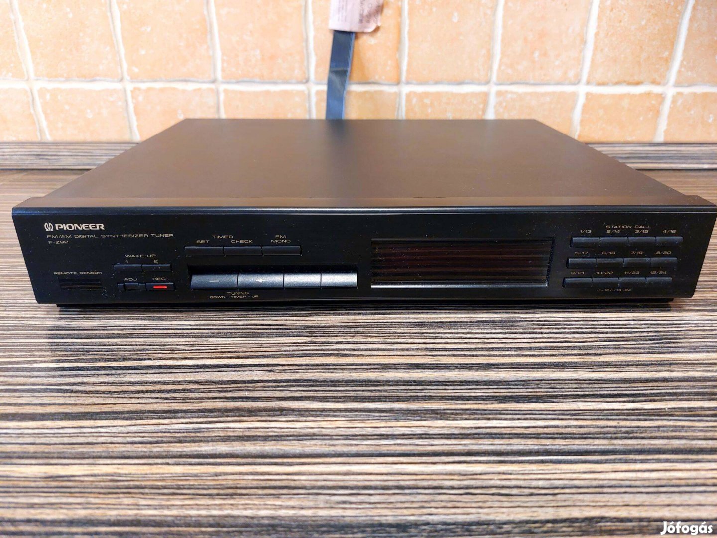 Pioneer F-Z92 - digitális tuner rádióegység