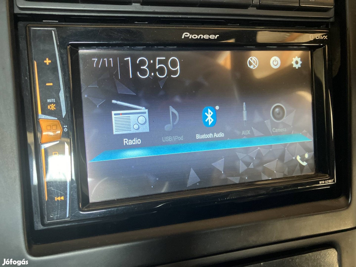 Pioneer MVH A210BT 2din autórádió