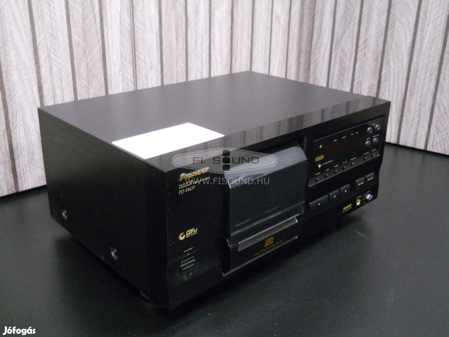 Pioneer PD-607 ,részben hibás többlemezes CD lejátszó