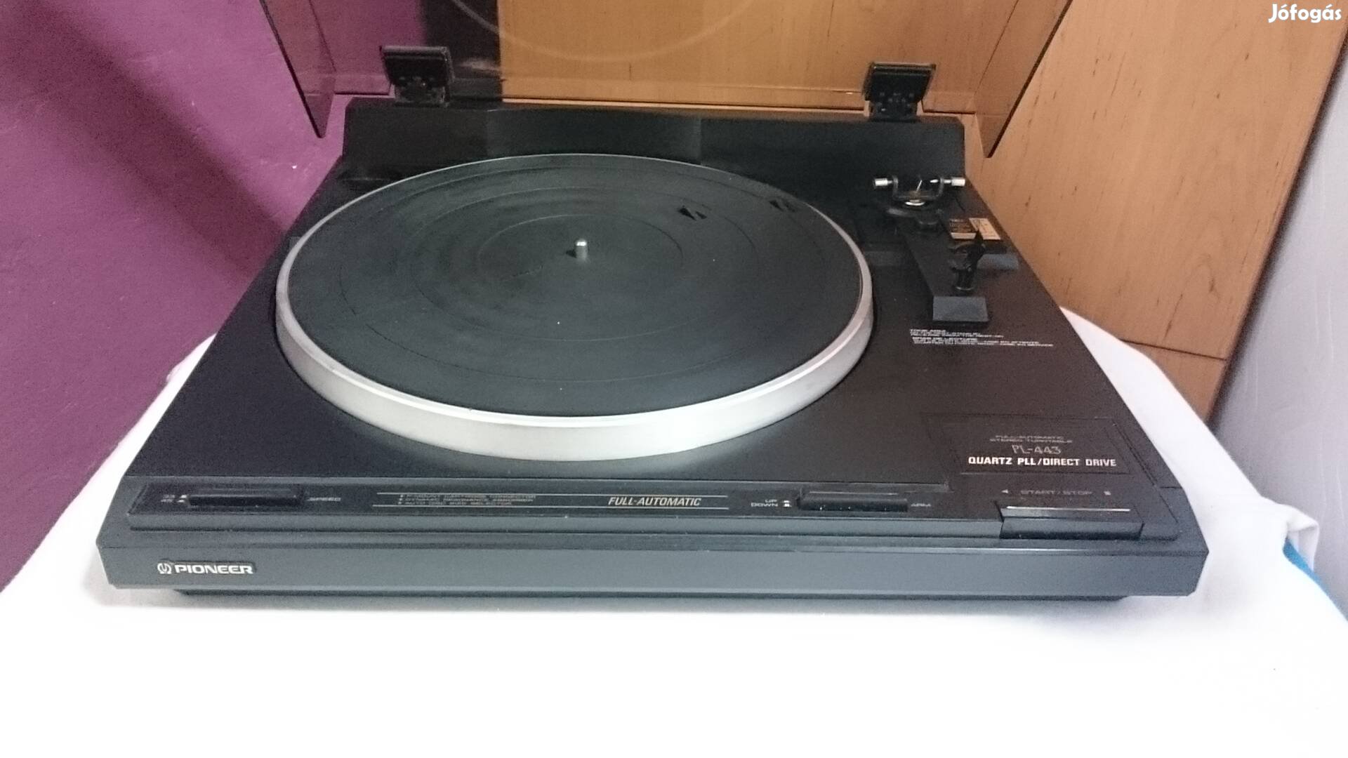 Pioneer PL-443 Direct Drive bakelit lemezjátszó 