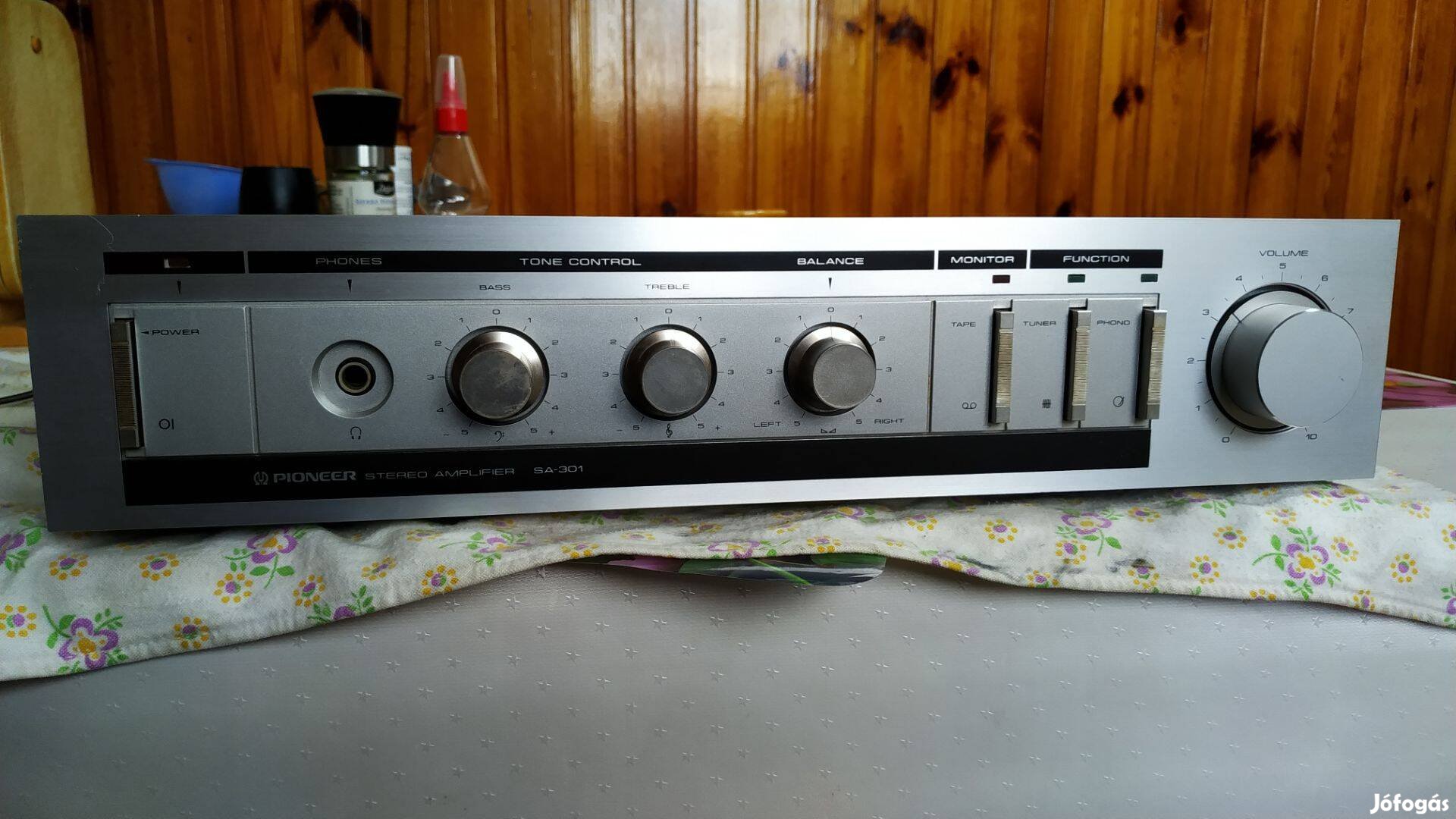 Pioneer SA-301 erősítő