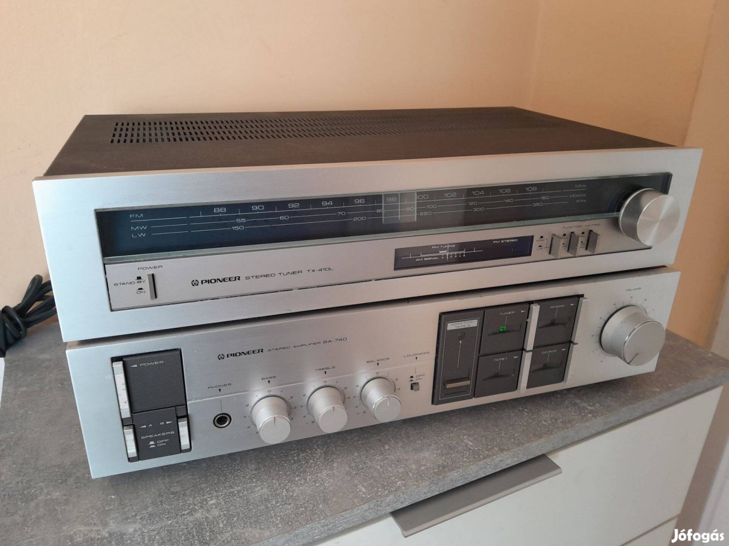 Pioneer SA 740 sztereo erősítő és TX 410L rádió tuner