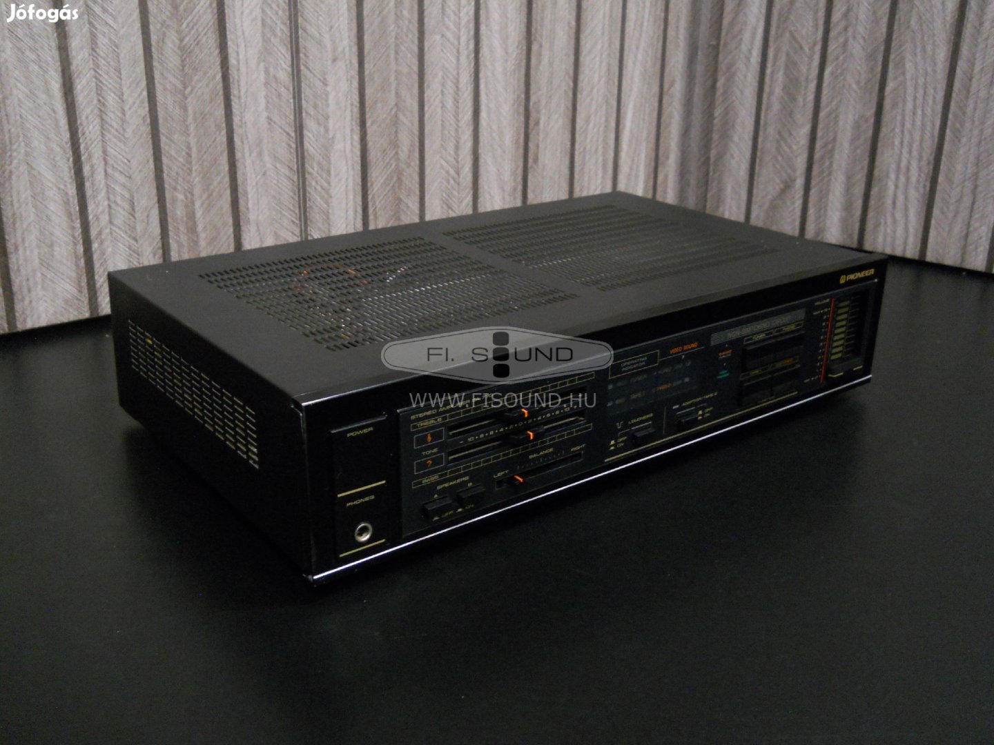 Pioneer SA-770 , 2x85W,6-16 ohm,4 hangfalas sztereo erősítő