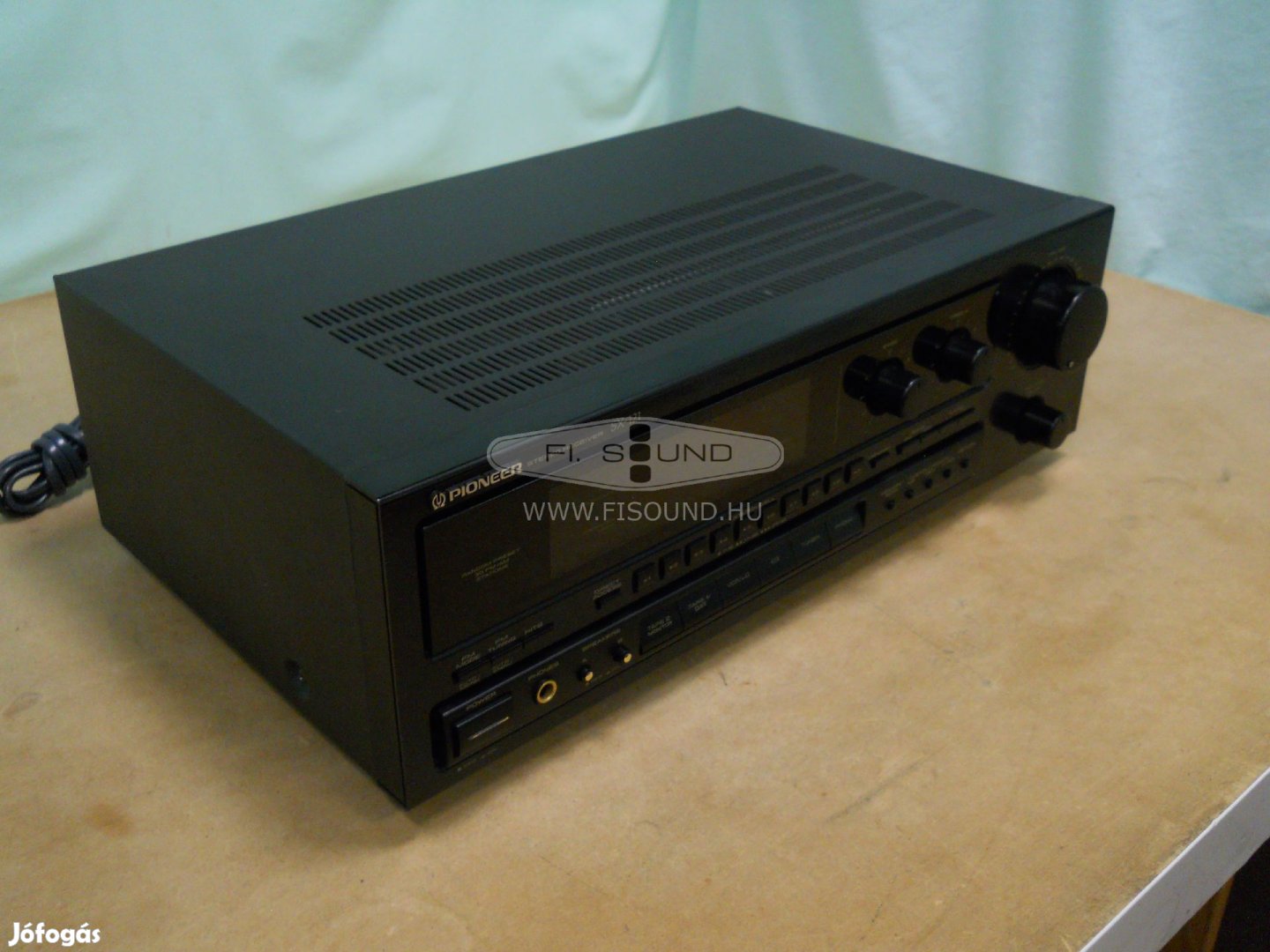 Pioneer SX-121 , 2x65W,8-16 ohm,4 hangfalas rádiós sztereo erősítő