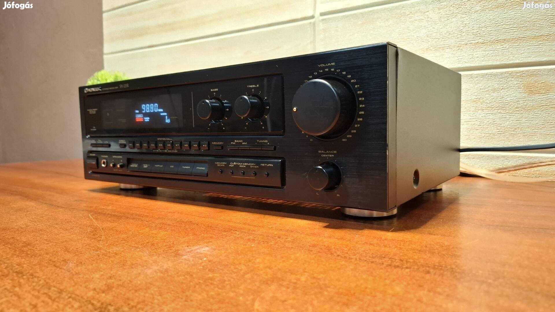 Pioneer SX-221R erösítő