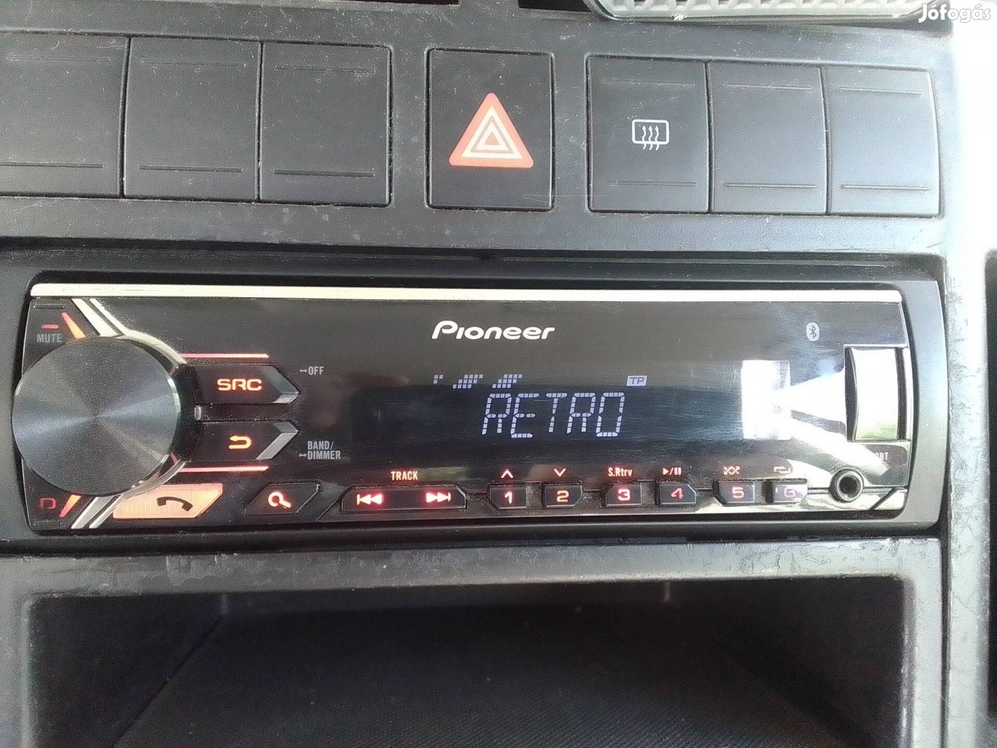 Pioneer Szakál Balázs részére