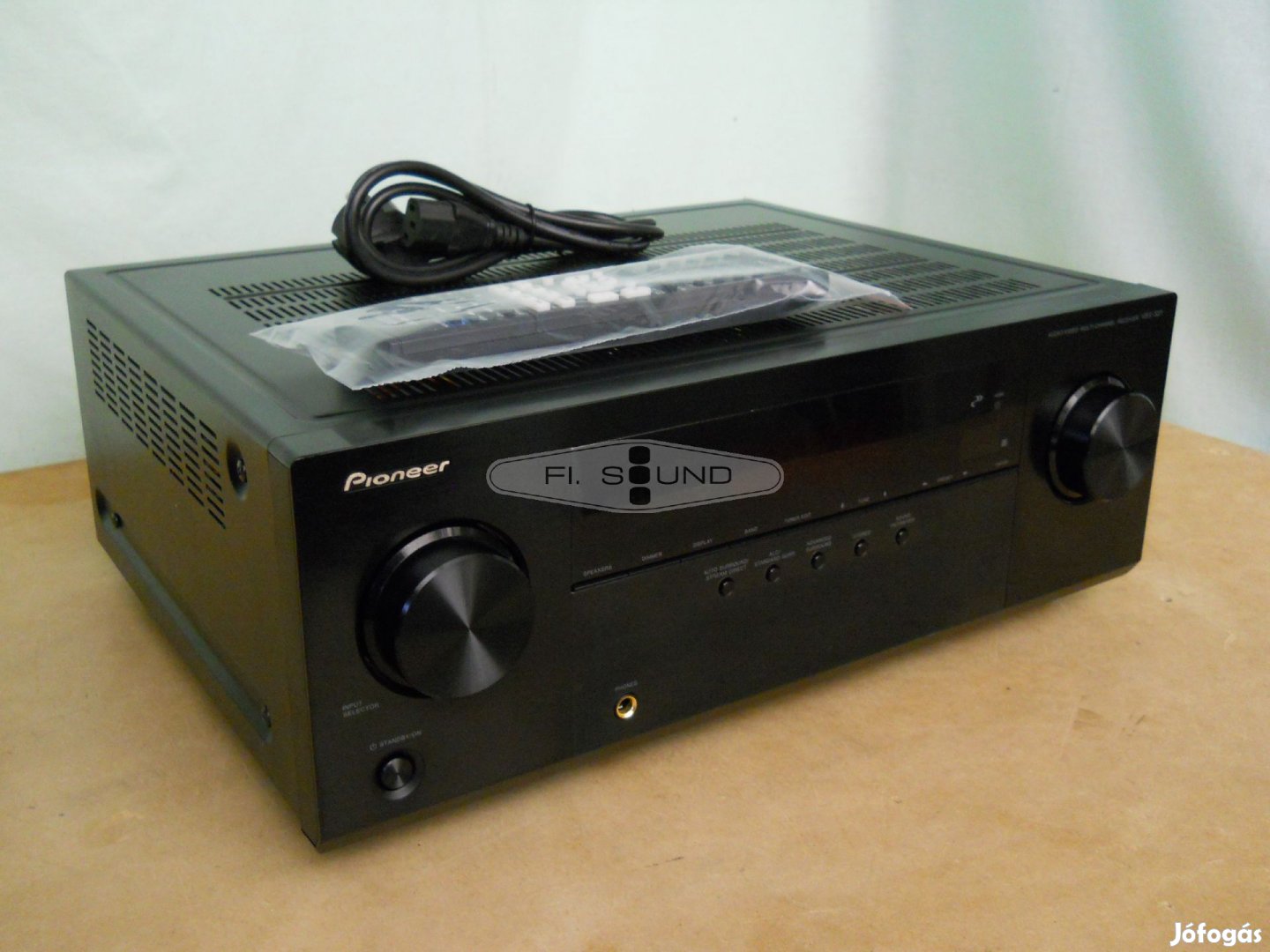 Pioneer VSX-321-K-P ,5x100W,6-16ohm,5.1-s rádiós házimozi erősítő