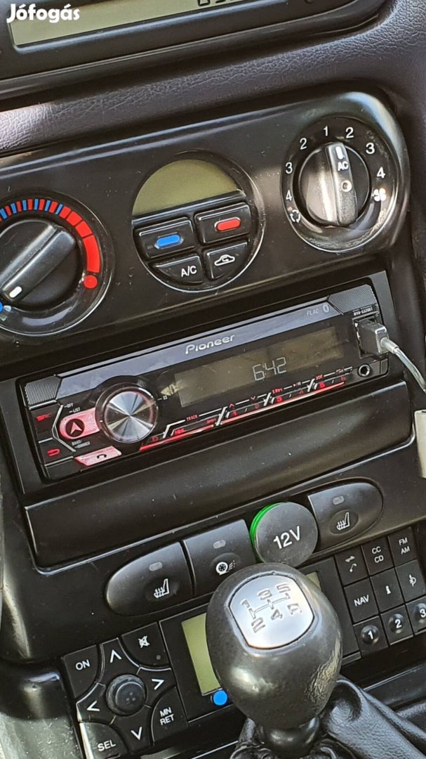 Pioneer autós bluetooth fejegység