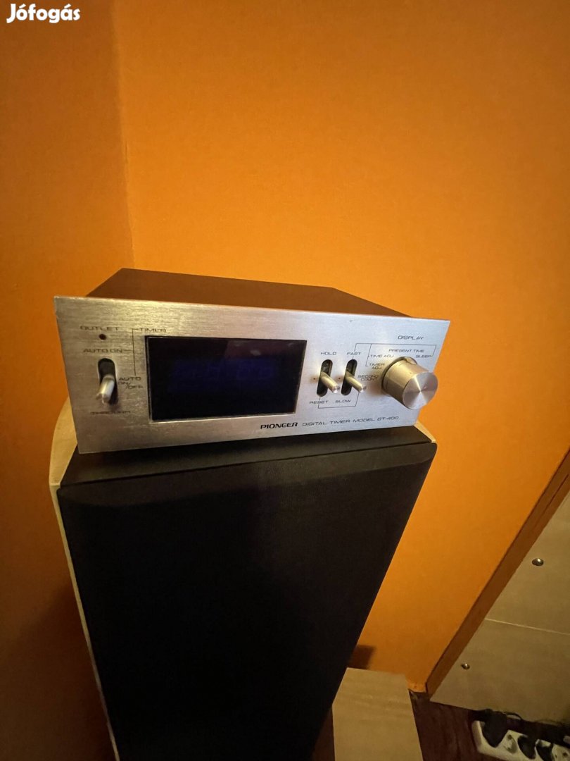 Pioneer óra 220volt