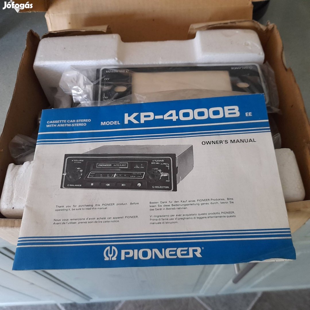 Pioneer radiós magnó auto