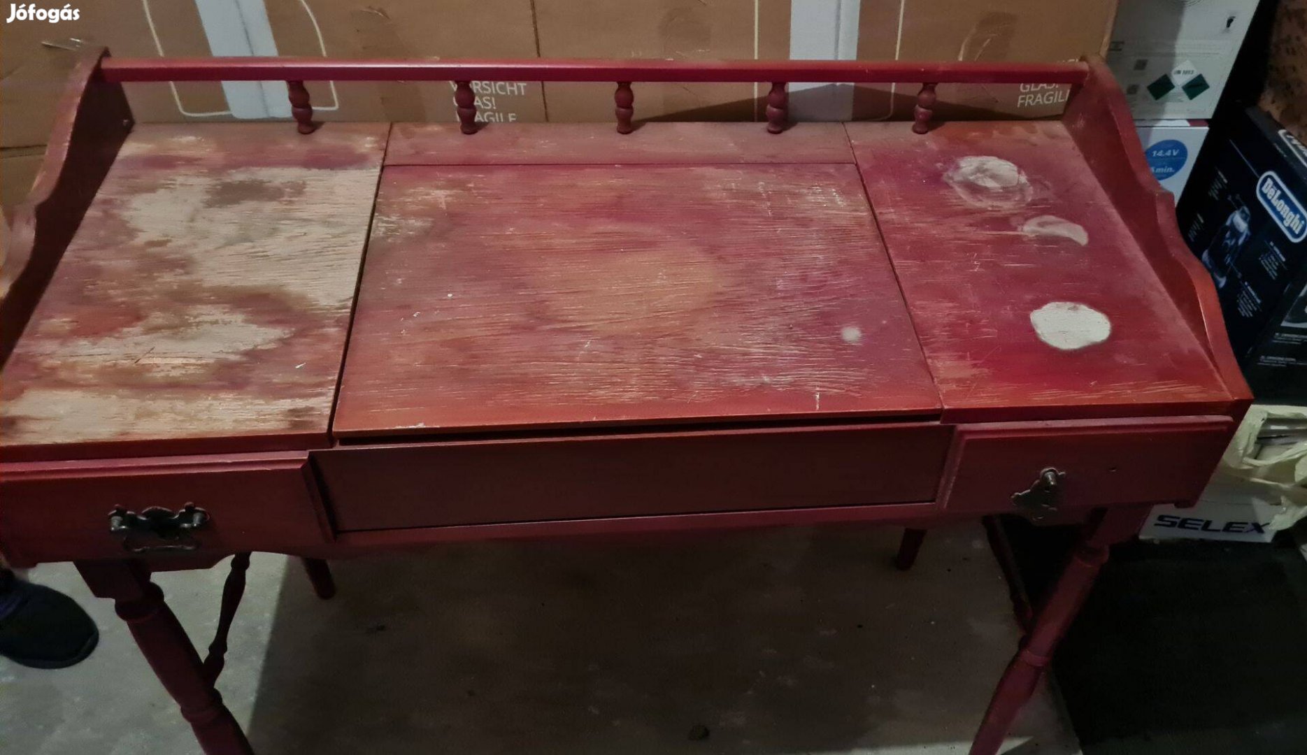 Pipere asztal - felújítandó